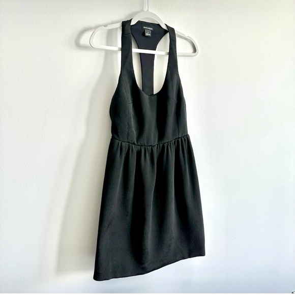 Club Monaco Raniko Back Bow Dress in Black | Size 6 - Picture 3 of 8